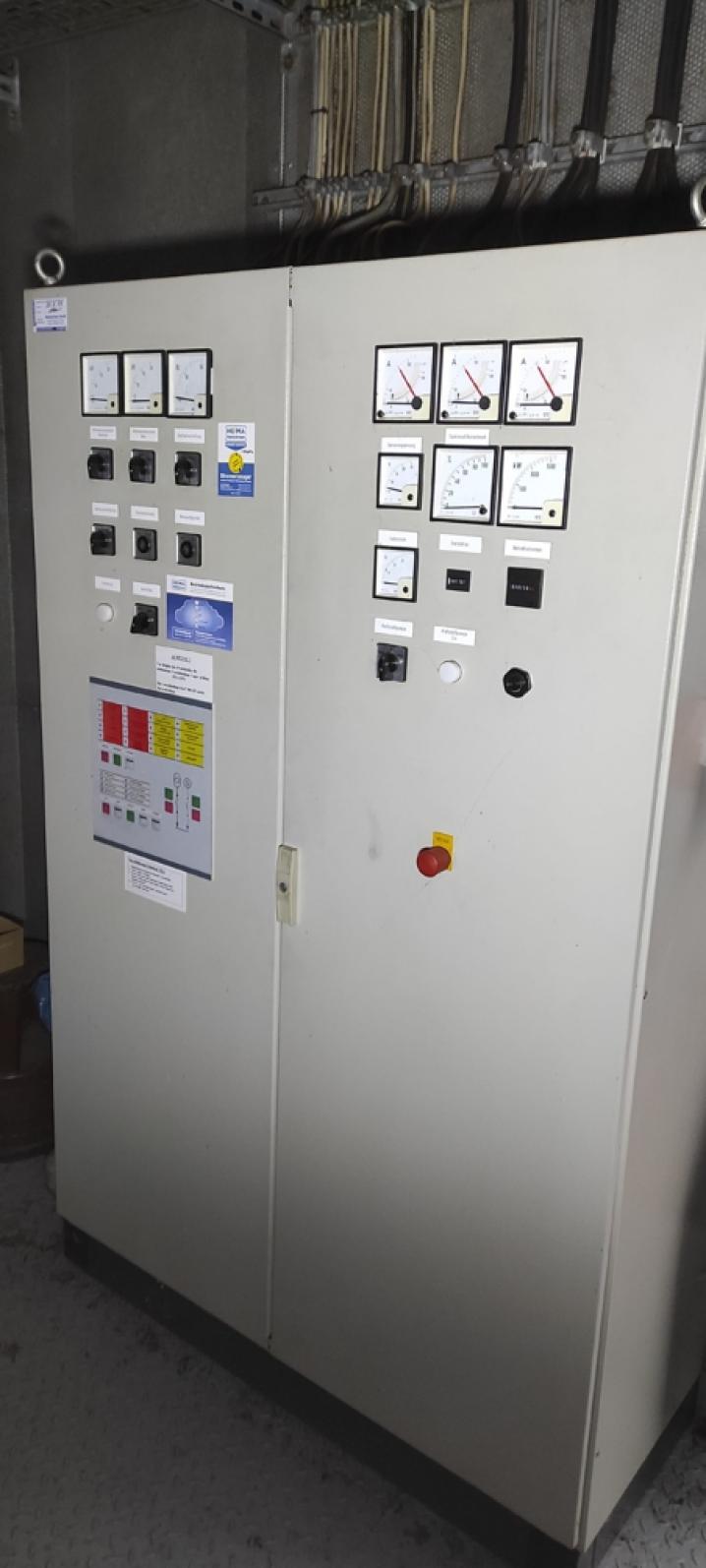 AVK MTU 12V/4000 power generator