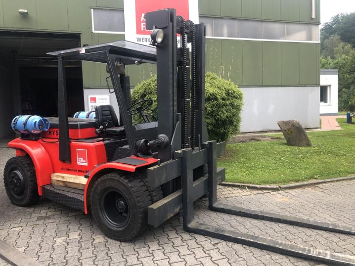 Hyster H150F fork lift