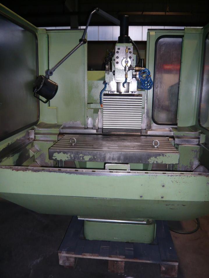 DECKEL FP 4A NC milling machine cnc