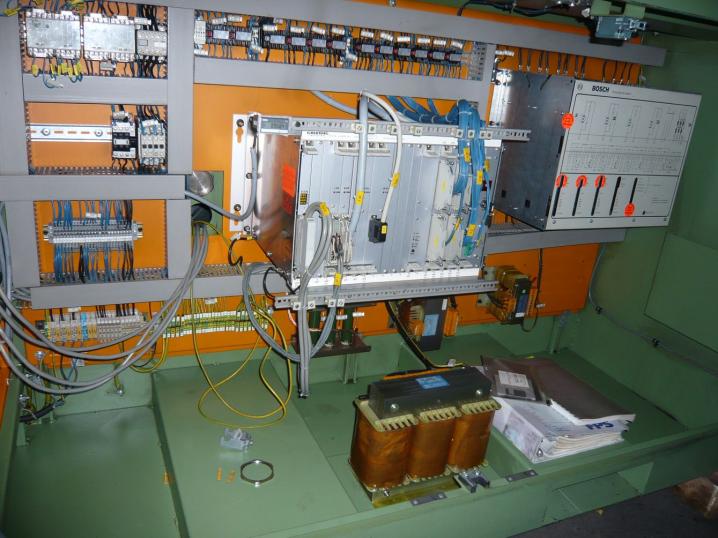 DECKEL FP 4A NC milling machine cnc