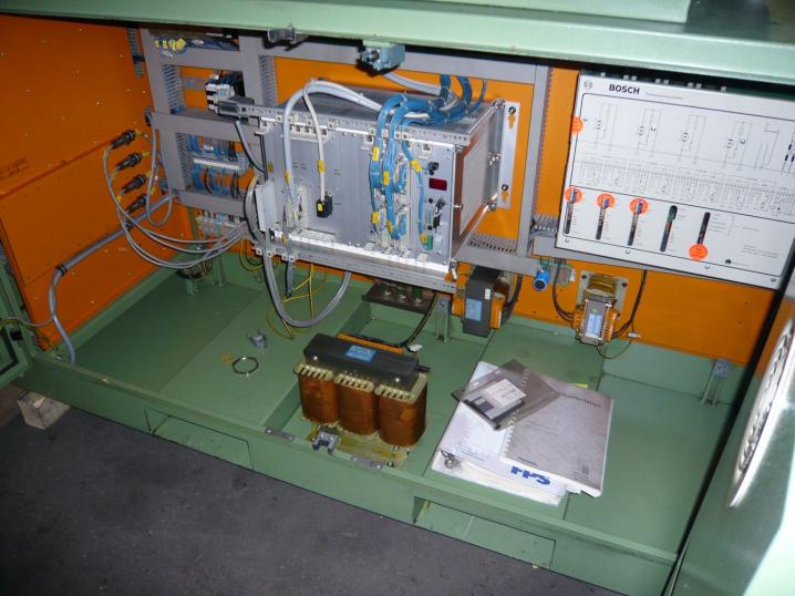 DECKEL FP 4A NC CNC- Fräsmaschine